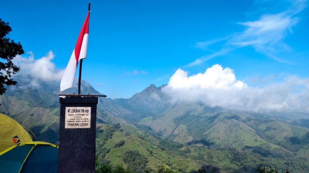 Gunung Lorokan, salah satu Gunung di Mojokerto