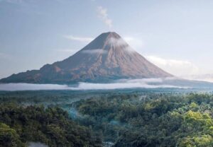 Gunung Tertinggi di Pulau Jawa