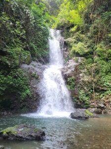 air terjun sekar langit